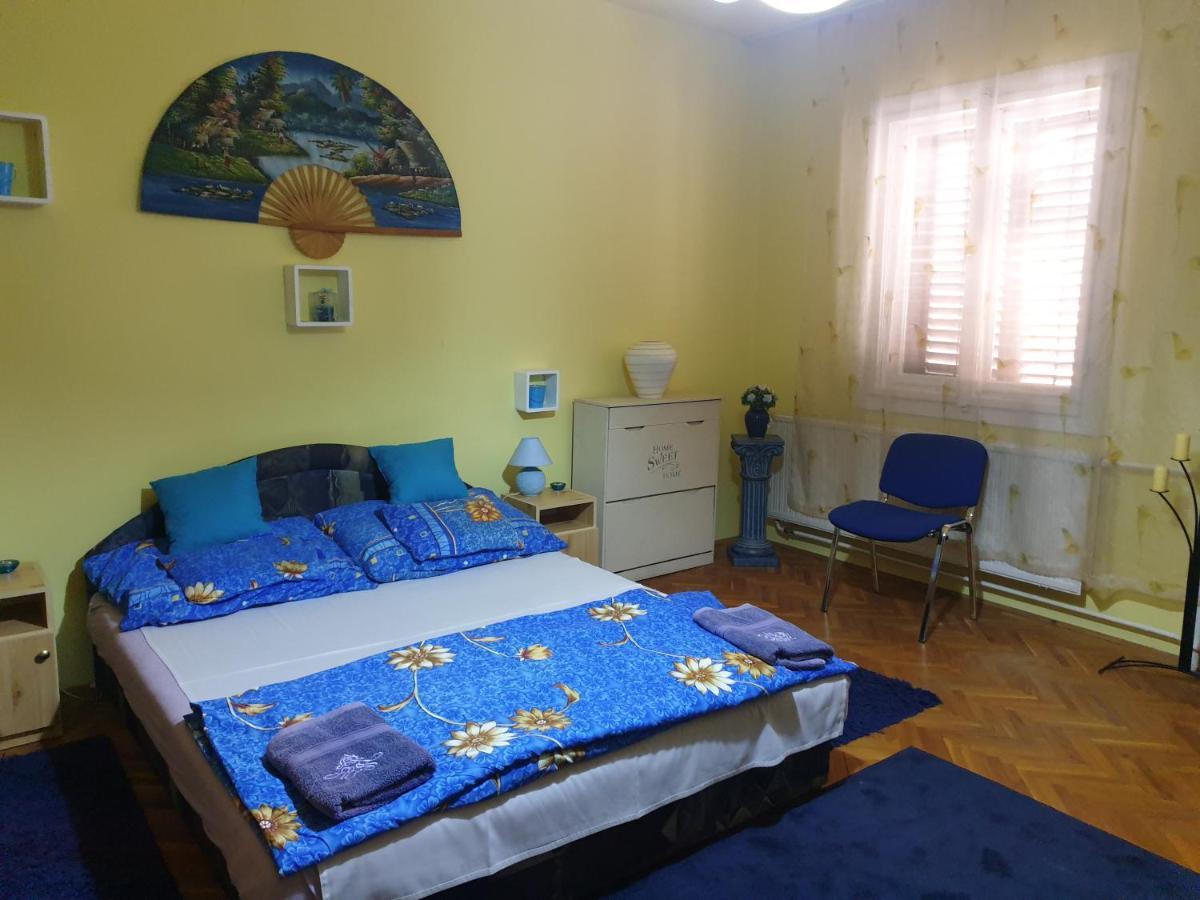 Izisz Debrecen Buitenkant foto
